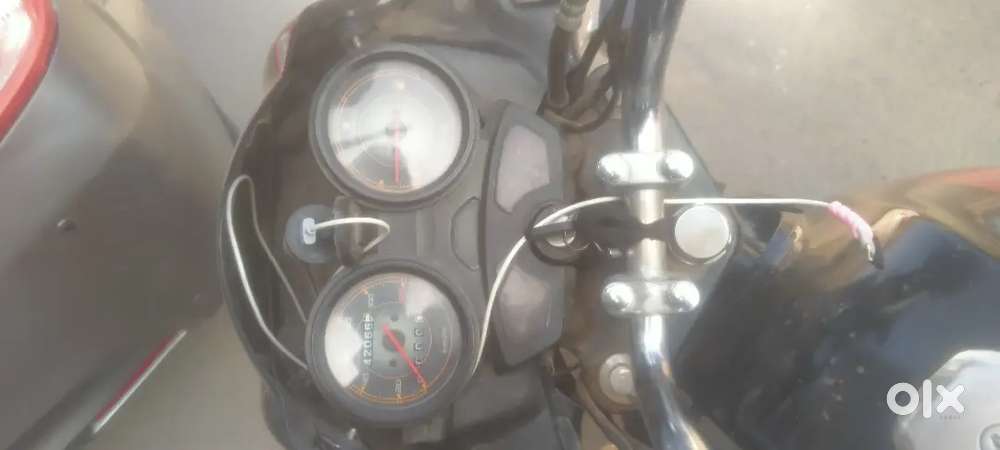 BAJAJ DISCOVER 125 DISC WITH SELF 2012