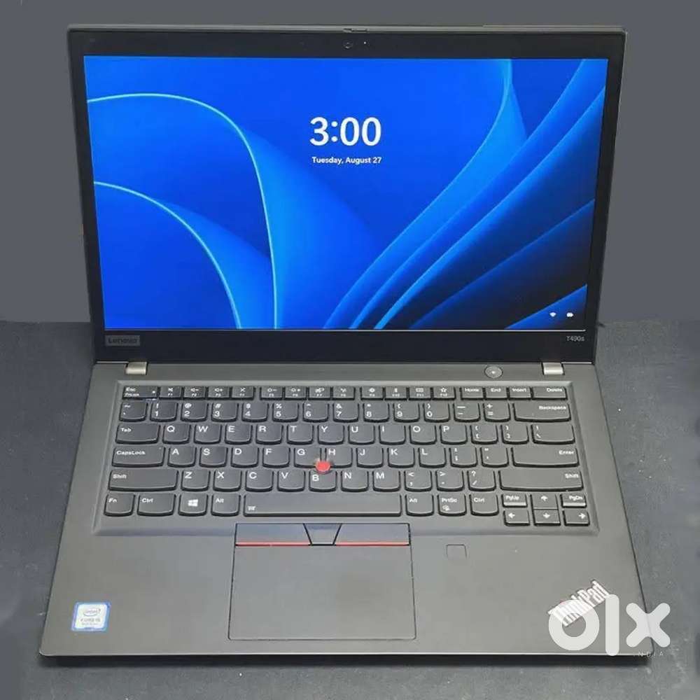Lenovo ThinkPad T490S
Core i5-8th Gen 
256GB SSD