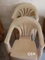 Pastic heavy chairs no. Of 4 very good condition
