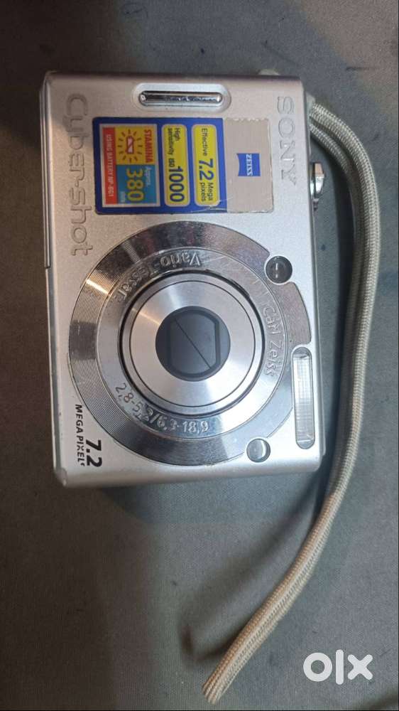Sony Digital Camera (Cyber-Shot)for sale good condition