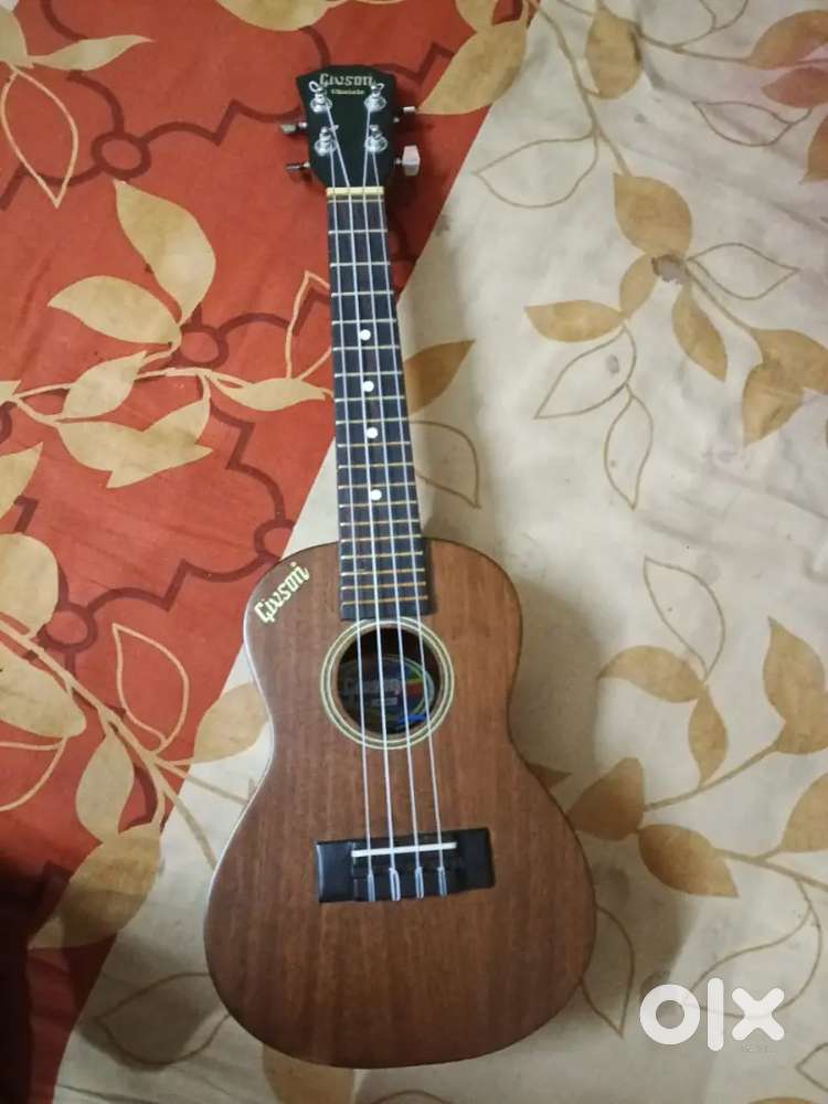 Electric ukulele ak bhi scratch nahi hai givson company