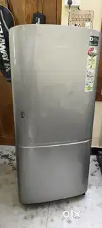 Refrigerator / Fridge