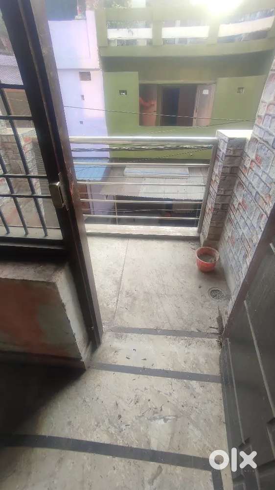 Room for rent (2nd and 3rd floor)