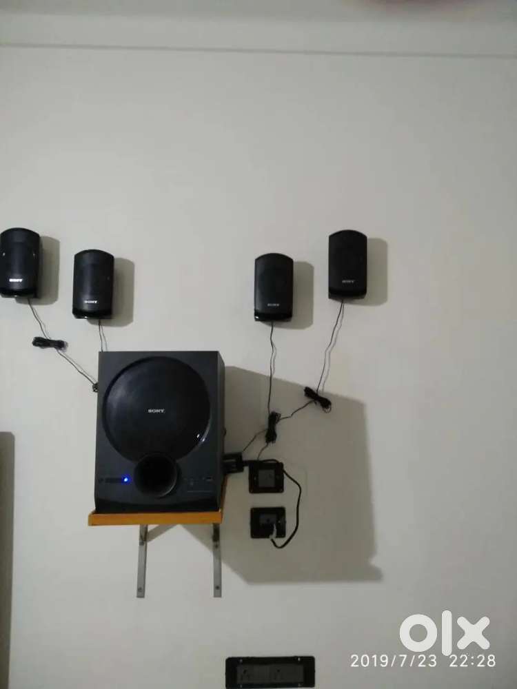 Sony SA-D40M2 home theatre Only 1 month Old