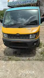 Mahindra supro maxi  truck