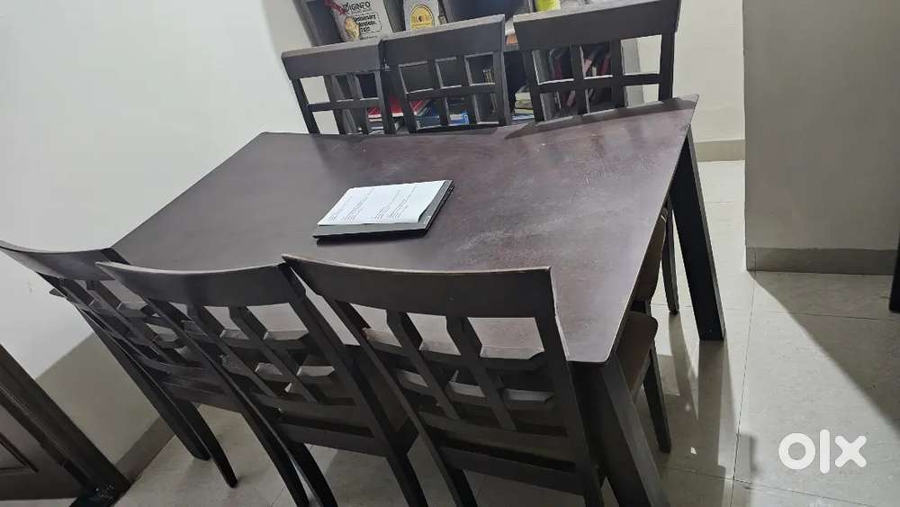 Godrej Interio 6-Seater Dining Table – Steal Deal @ Just ₹5100!