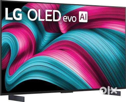 43” WEBOS LG COMPACT SMART TV SERIES 4 K DISPLAY