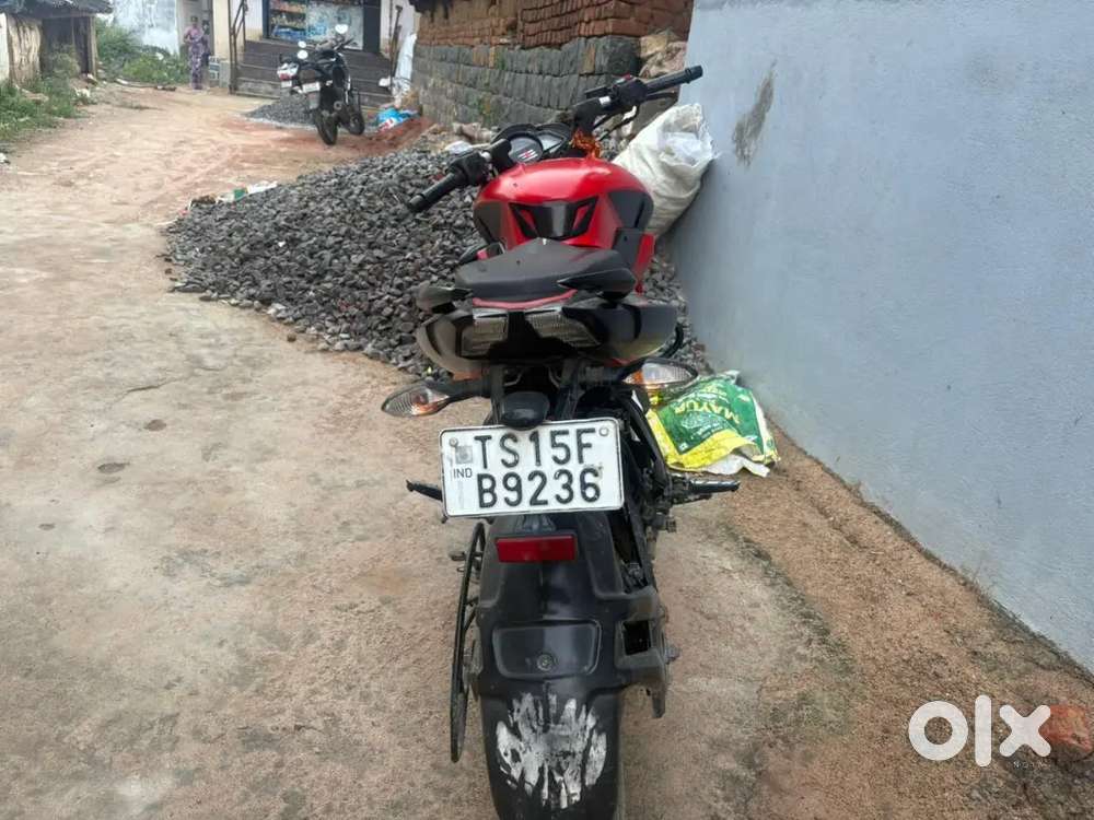 Excellent condition with all insurance no accident first hand model