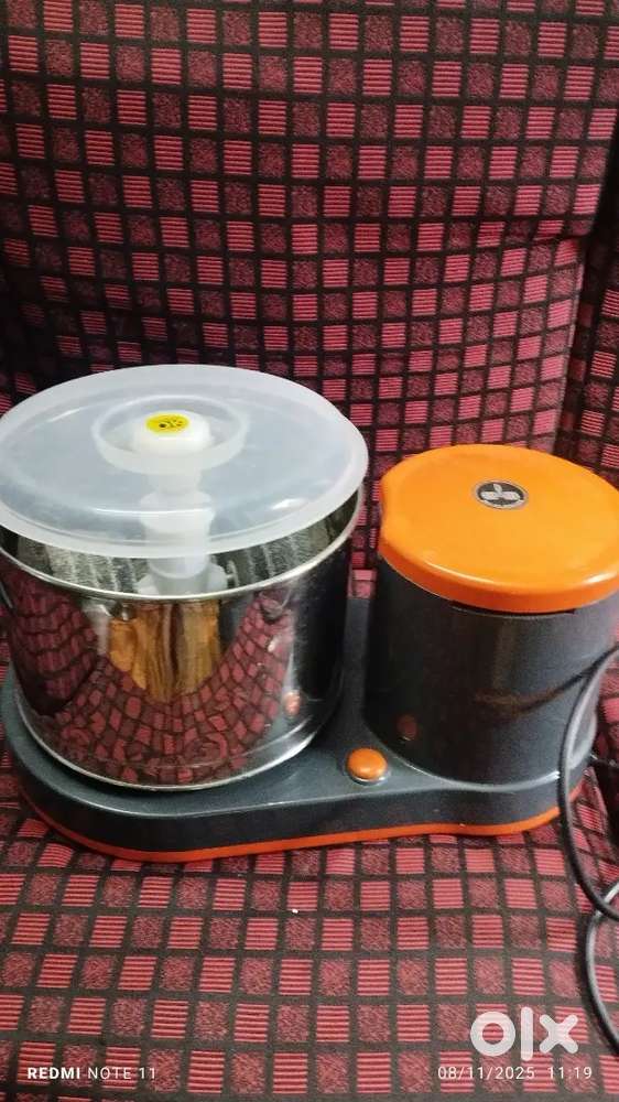 We are selling table top grinder Sowbagya under good condition