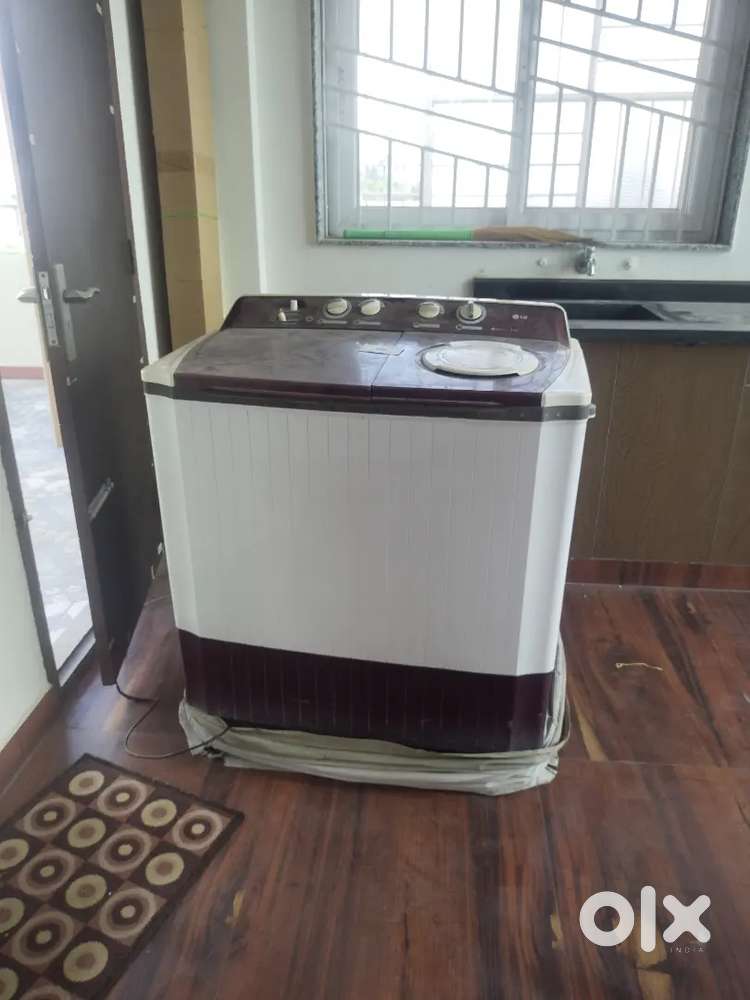 Semi automatic Washing machine