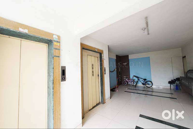 Marvilla 2Bhk Furnished flat for sale 90 lacs in Hadapsar