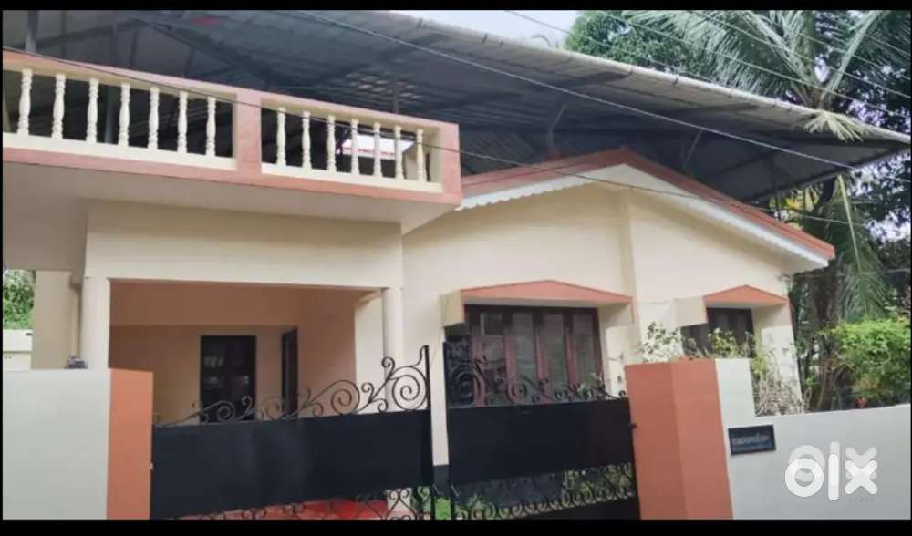 (Thripunithura town)  Independent house Rent 24 k