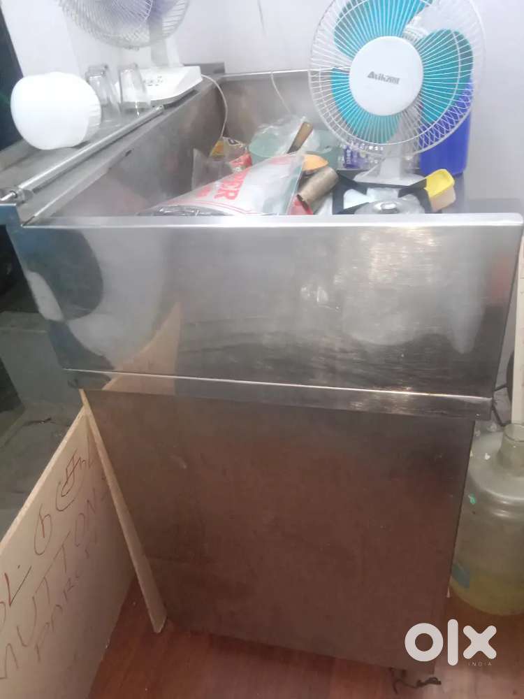 Tea stand for shop