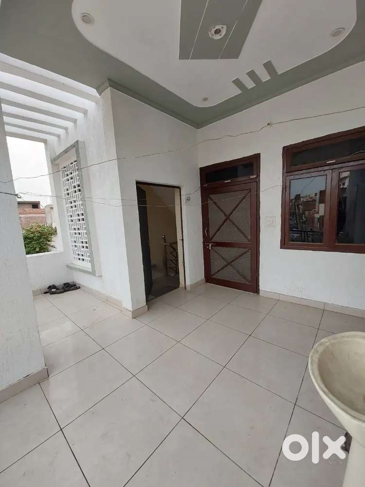 2 BHK , Newly made , well maintained portion