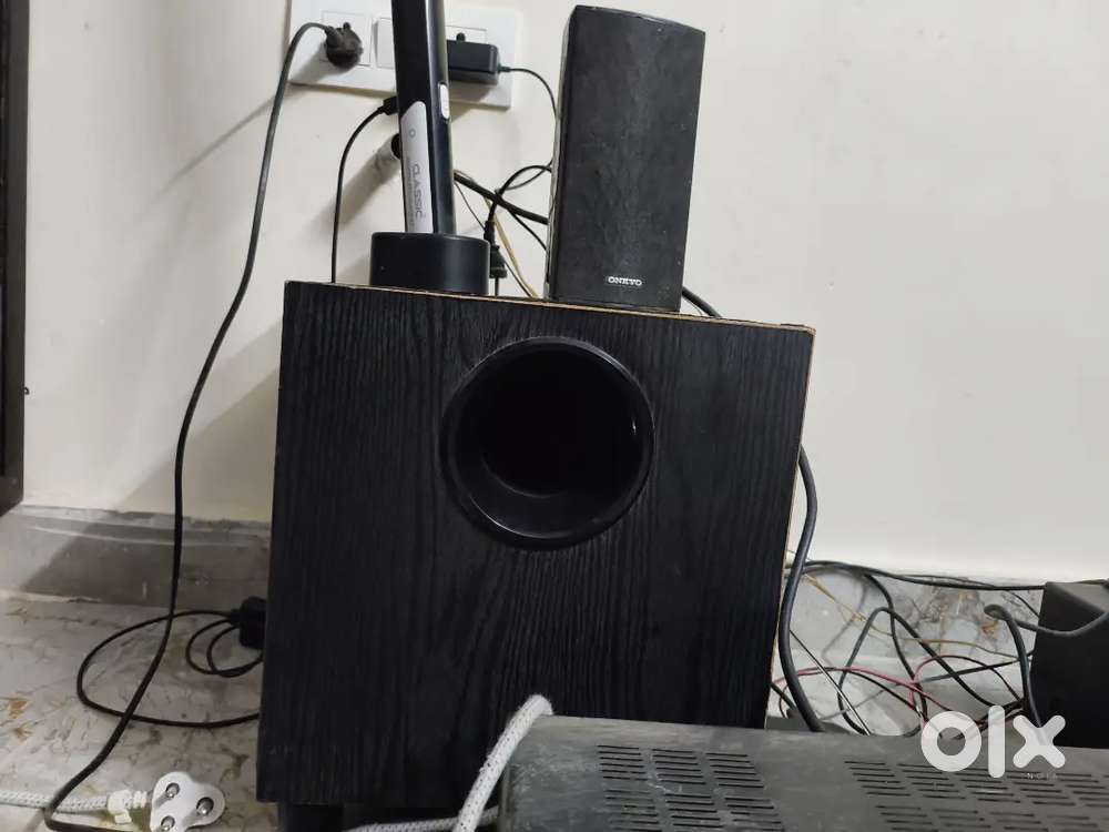 Onkyo 4k & 5.1 home theater speakers, projector, laptop, monitor