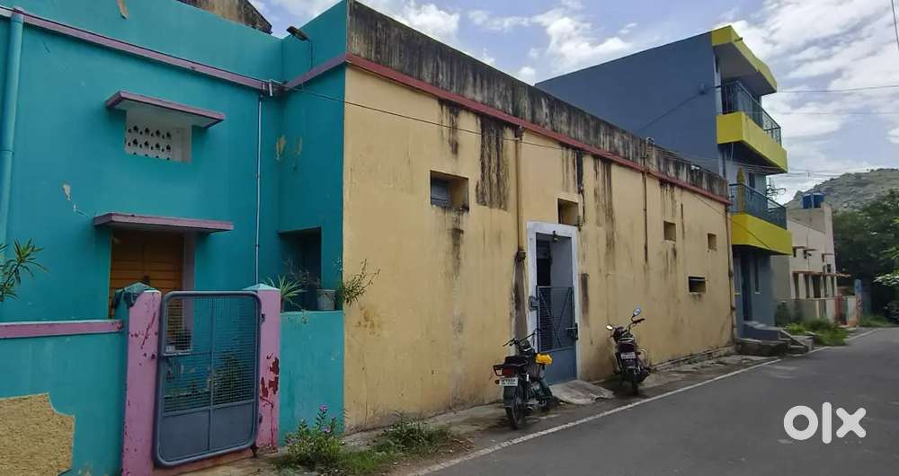 Manufacturing Office building for sale