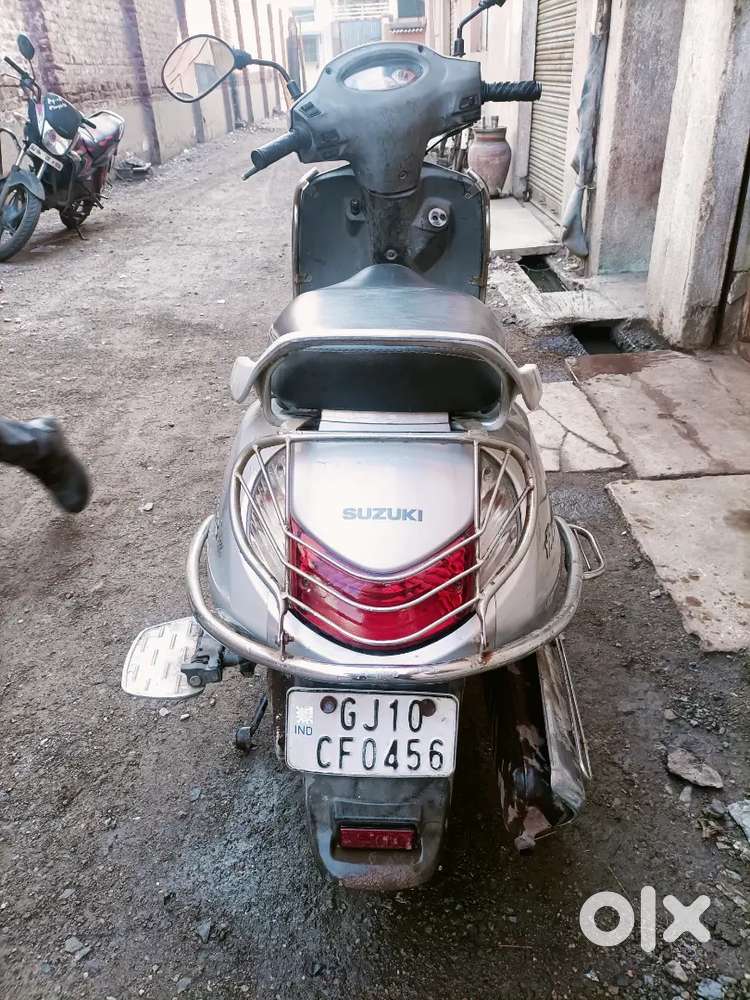 Suzuki access