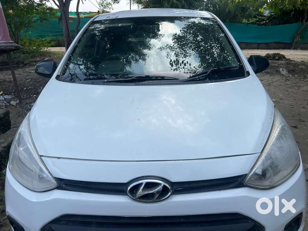 Hyundai Xcent 2016 CNG & Hybrids Well Maintained