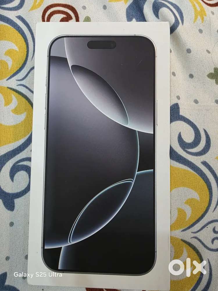 Apple iPhone 16 Pro Max (White Titanium, 256 GB)