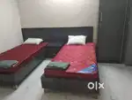 NO BROKERAGE 500+ Deluxe Boys PGs with meals & amenities in Noida!