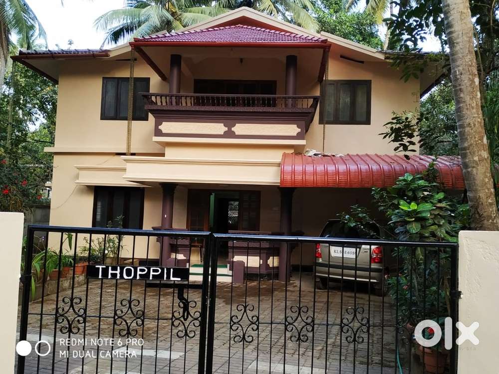 Plot with 5 BHK House for Sale