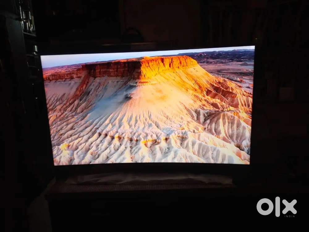 Samsung tv with 3d and curve 48 inch display 121cm series 6