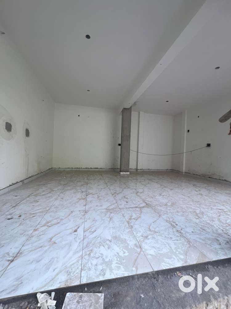 Double shutter shop for rent at nerkundram