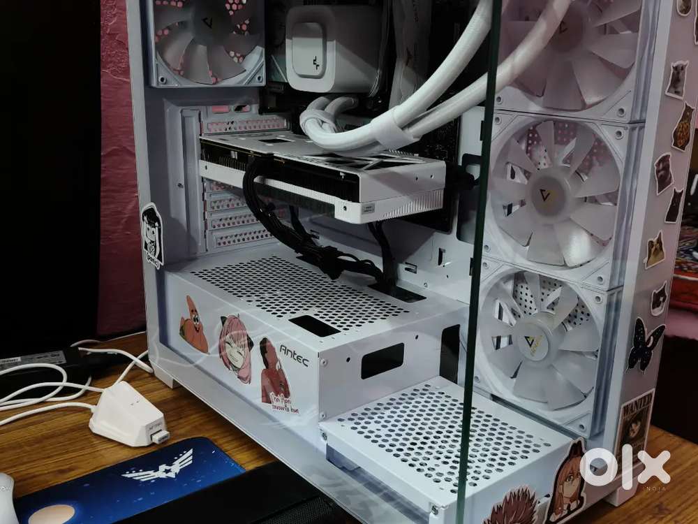 1 month old unused pc set up with pc and monitor etc