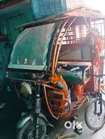 Battery riksha
