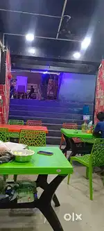 Hotel Restaurant table n chairs brand new