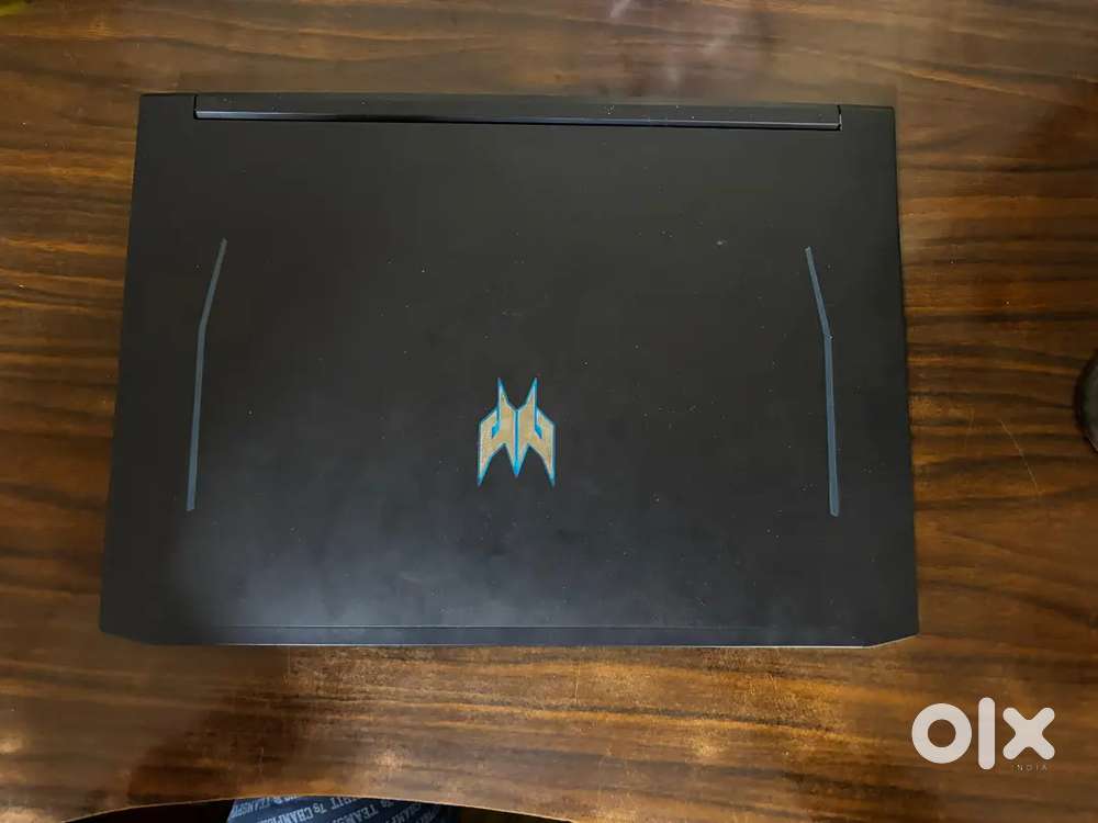 Acer predator Helios 300