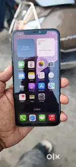 iPhone 11 Pro max, Battery (94%)