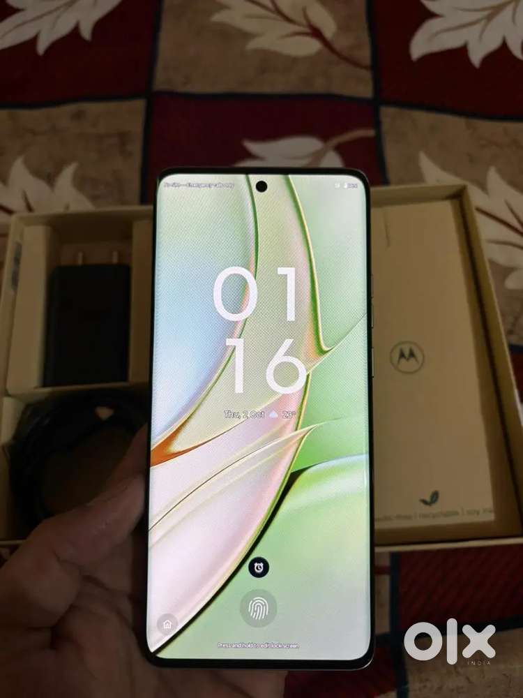 Flash ship phone Brand New Condition
