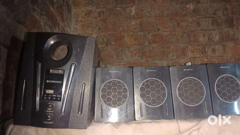 Home theatre zebronics campani