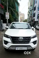 Toyota Fortuner 4X2 MT 2.8 Diesel, 2022, Diesel