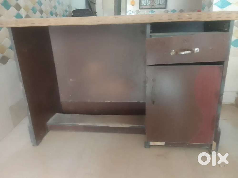 Counter table