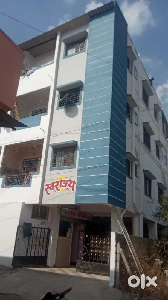 1 RK rooms , live in allowed,