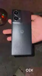 Mobile moto g85 4month waranty