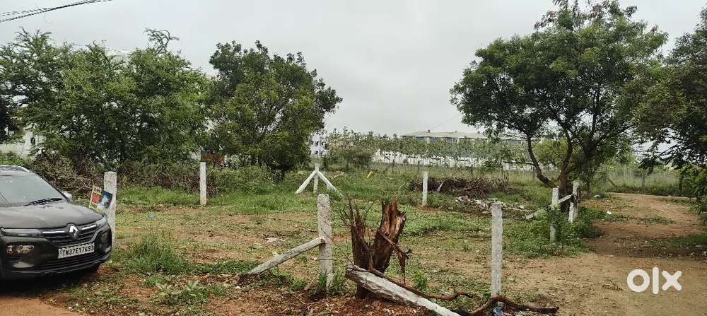 Land for rent with bore