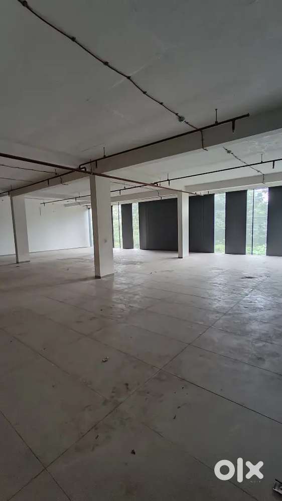 2800 sqft mega hall for commercial or office use