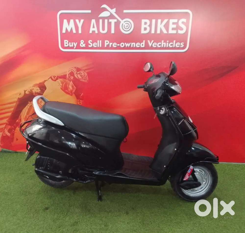 Honda activa -2011-20300km