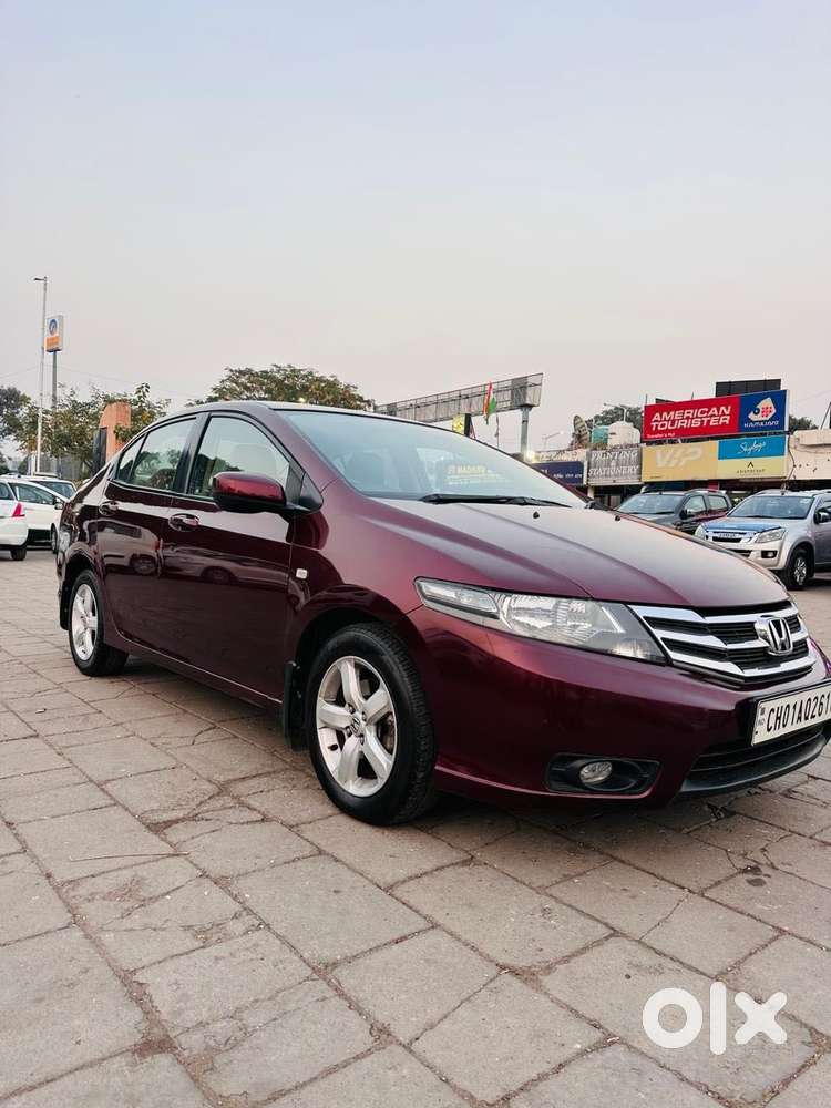 Honda City 2011-2013 V AT Exclusive, 2012, Petrol