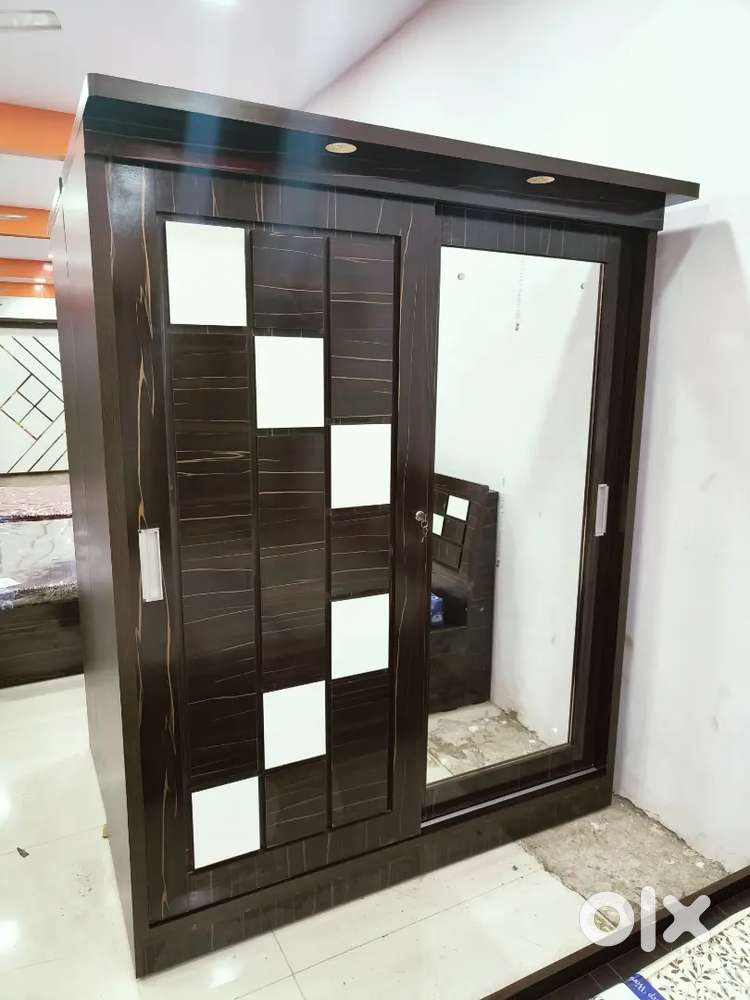 Sale sale sale ..sliding wardrobe..real picture real price.