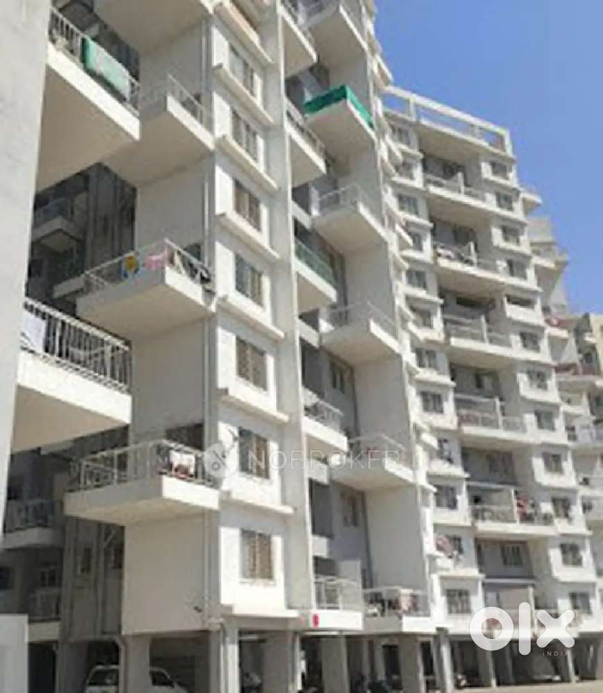 Urgent requirement for 1 male roommate