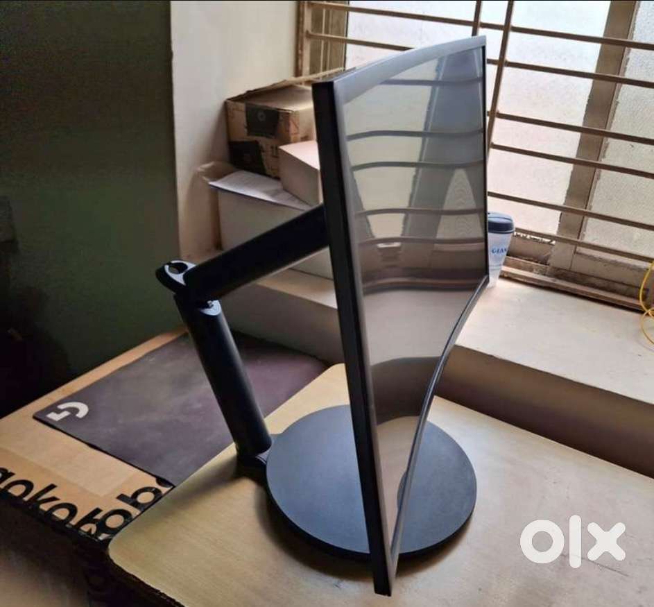 144Hz  24 inch Samsung Curved Monitor