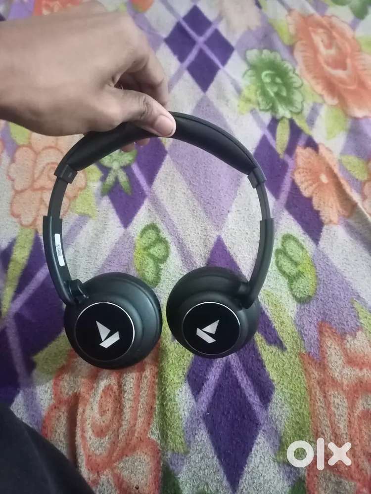 Boat rockerz 450 headphones