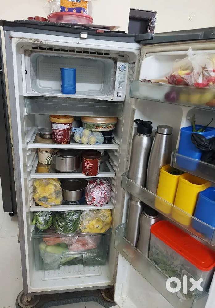 Samsung fridge good and working condition
