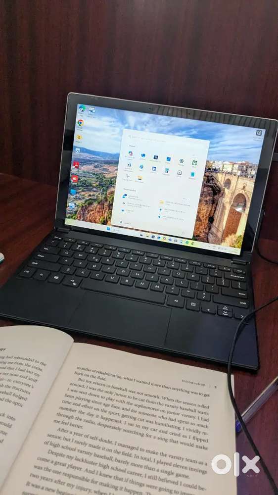 Microsoft Surface pro 2in1 detachable