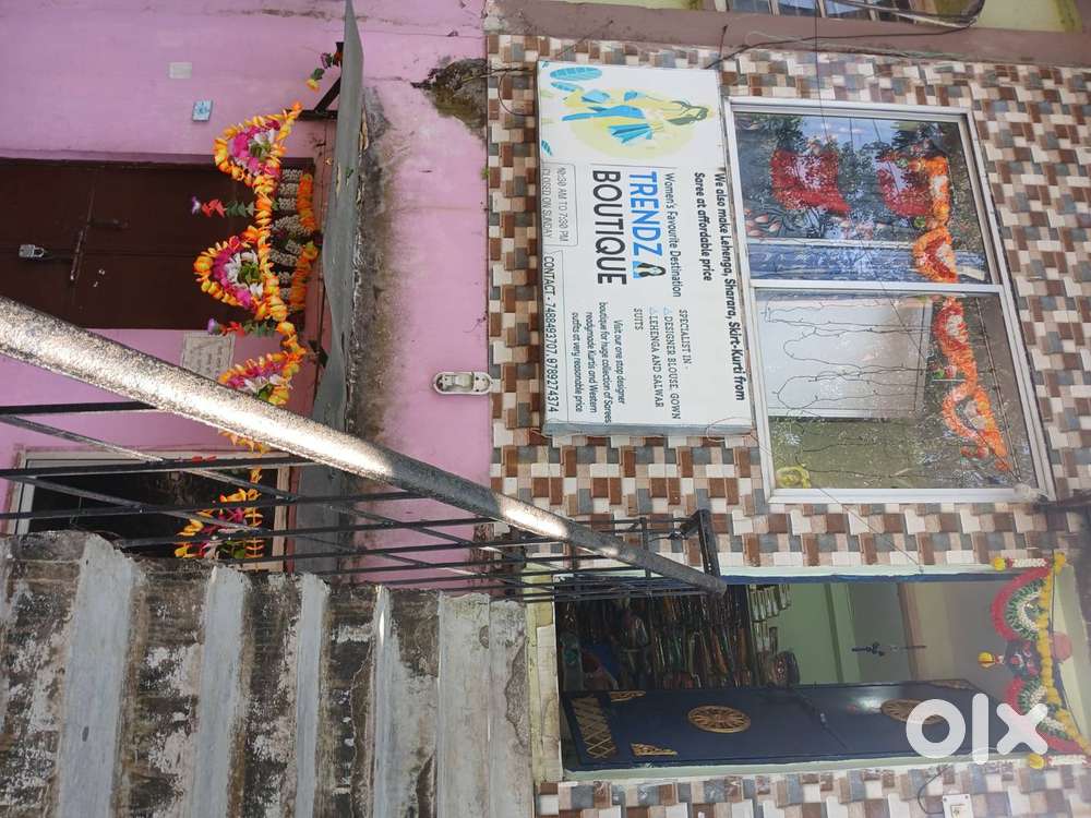 Want female designer dress stitching expert