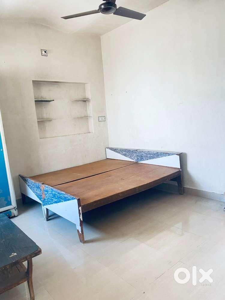 Single AC room for working professional